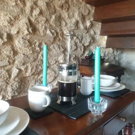 Konukevi Astrum House *